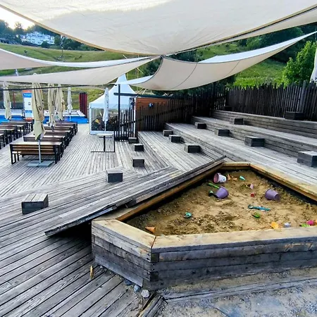 Pri Lanovke Nova Hola L&f Tatran アパート